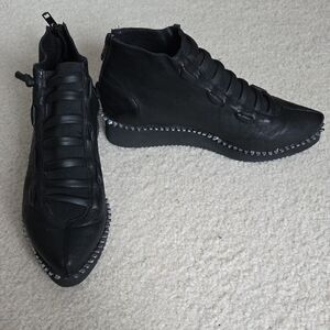 Papucei Leather Topped Zipper Back Shoes w Punk Faux Metal Sole Spikes